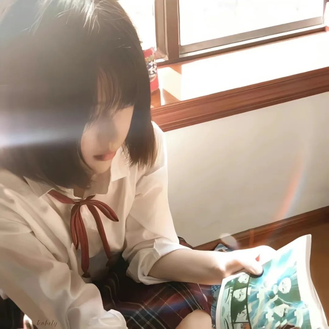 银色悬崖